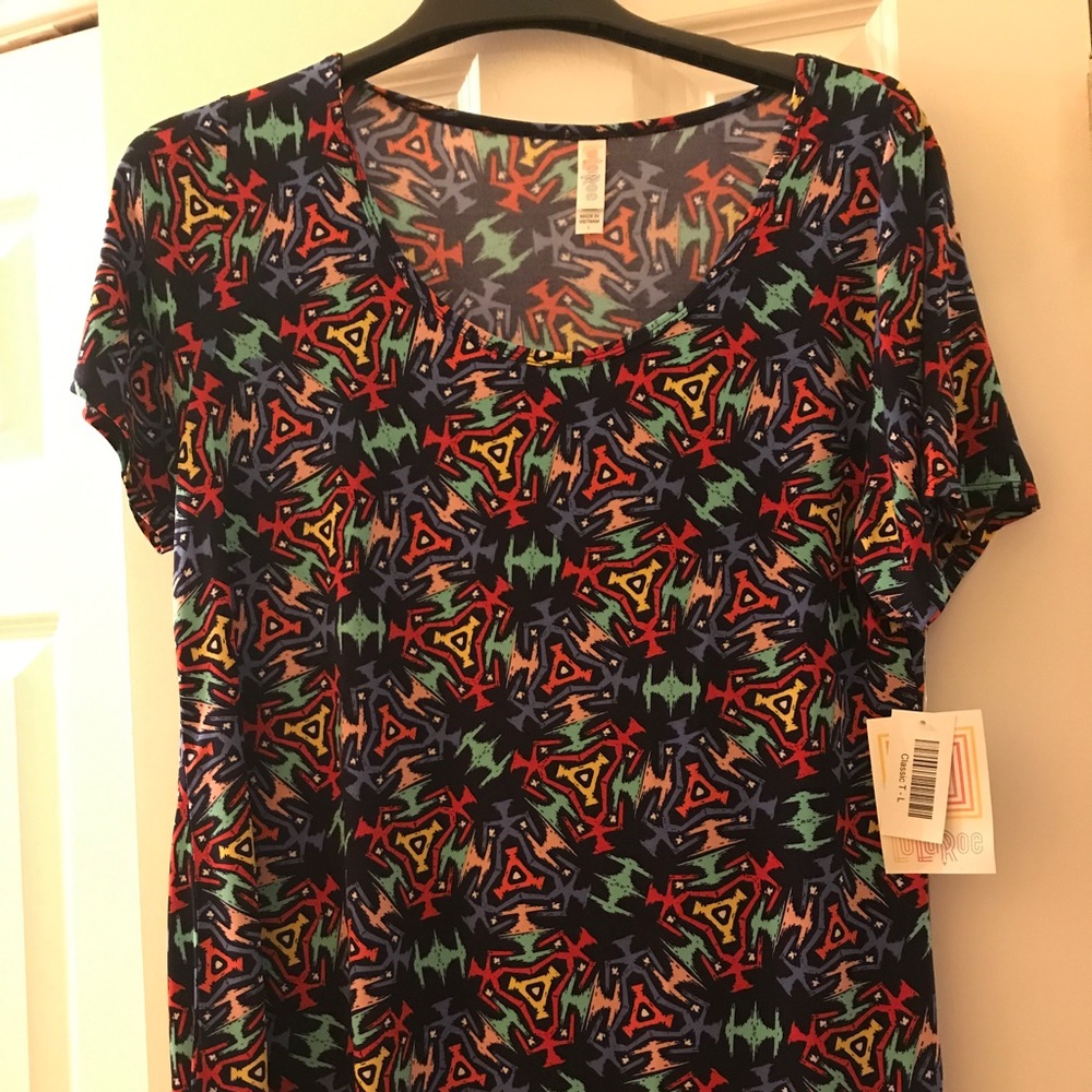 Classic T Lularoe Large BNWT